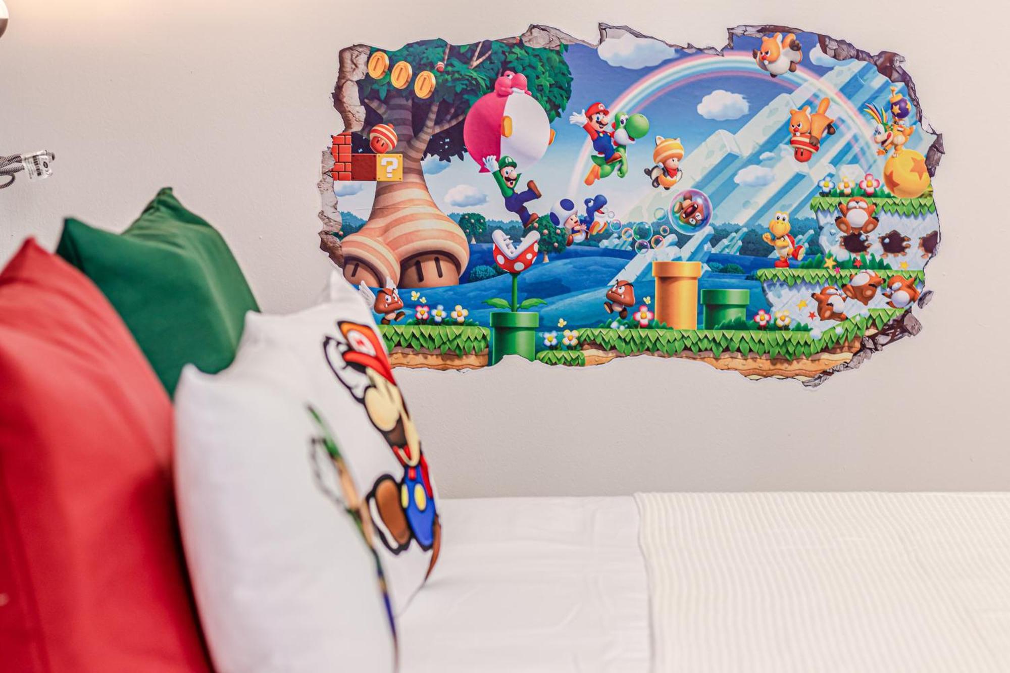 Game Rooms Experience リヴォルノ エクステリア 写真